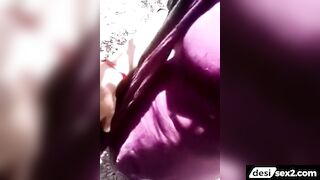 Beautiful south girl sex picnic with bf