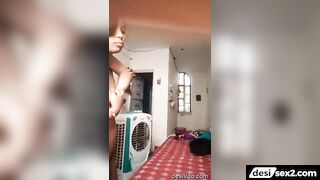 Desi teen girl fucking with boyfriend at his room