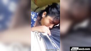 Desi bhabhi sucking riksha driver's cock