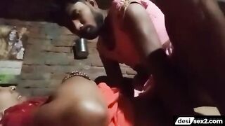Bhojpuri bihari lady fucking with husband's friend