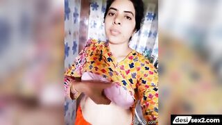 Married marathi bhabhi showing her hot boobs in bathroom video