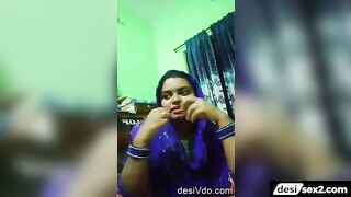 Odia bhabhi gets nude humming to local song