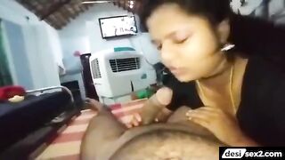 Mallu chichi giving blowjob to her lover