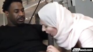 Fat milf fucked hard by thick black cock (XXX video)