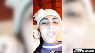 Punjabi girl showing her mast fuddi in live video