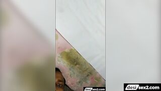 Patli kamwali ki chudai english shot laga ke