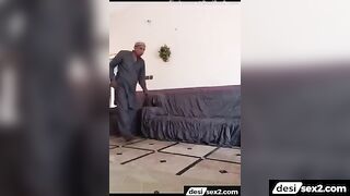 Pakistani uncle ne badi gaand wali aunty ki bajai!