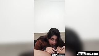 Delhi ki college girl ne mota lund chusa