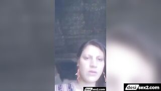 Pakistani village girl ka full nude xxx mms video