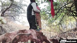 Gaanw ki jawan ladki aur lover ka outdoor viral mms