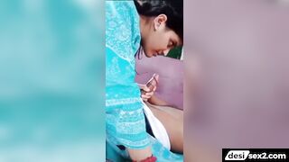 Chacha ke dost ka lund chusti jawan muslim girl ka mms