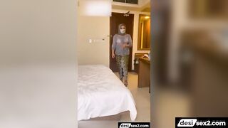 Sexy hijabi girlfriend ka hotel blowjob aur chudai video